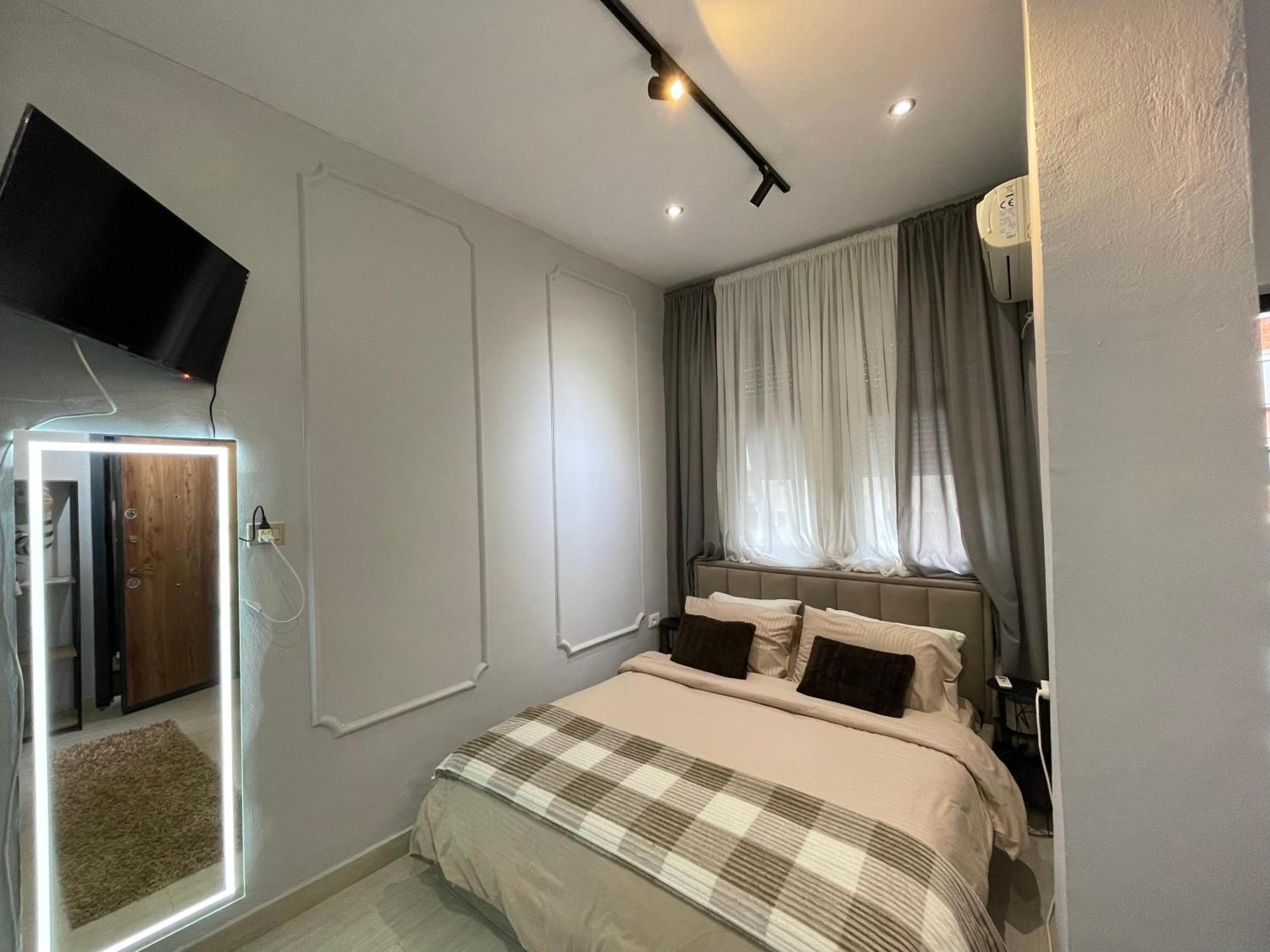 Blloku Tirana Studio Exterior photo